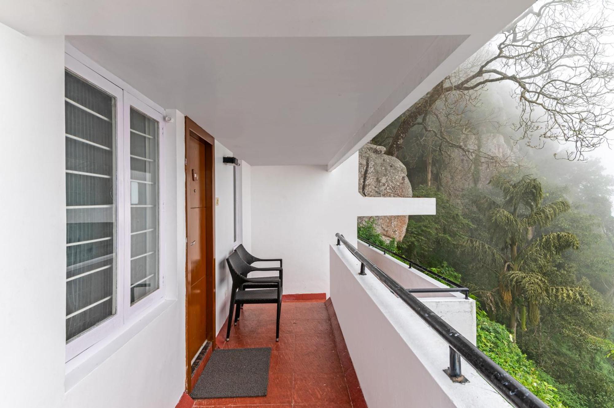 Sterling Yercaud Hotel Exterior photo